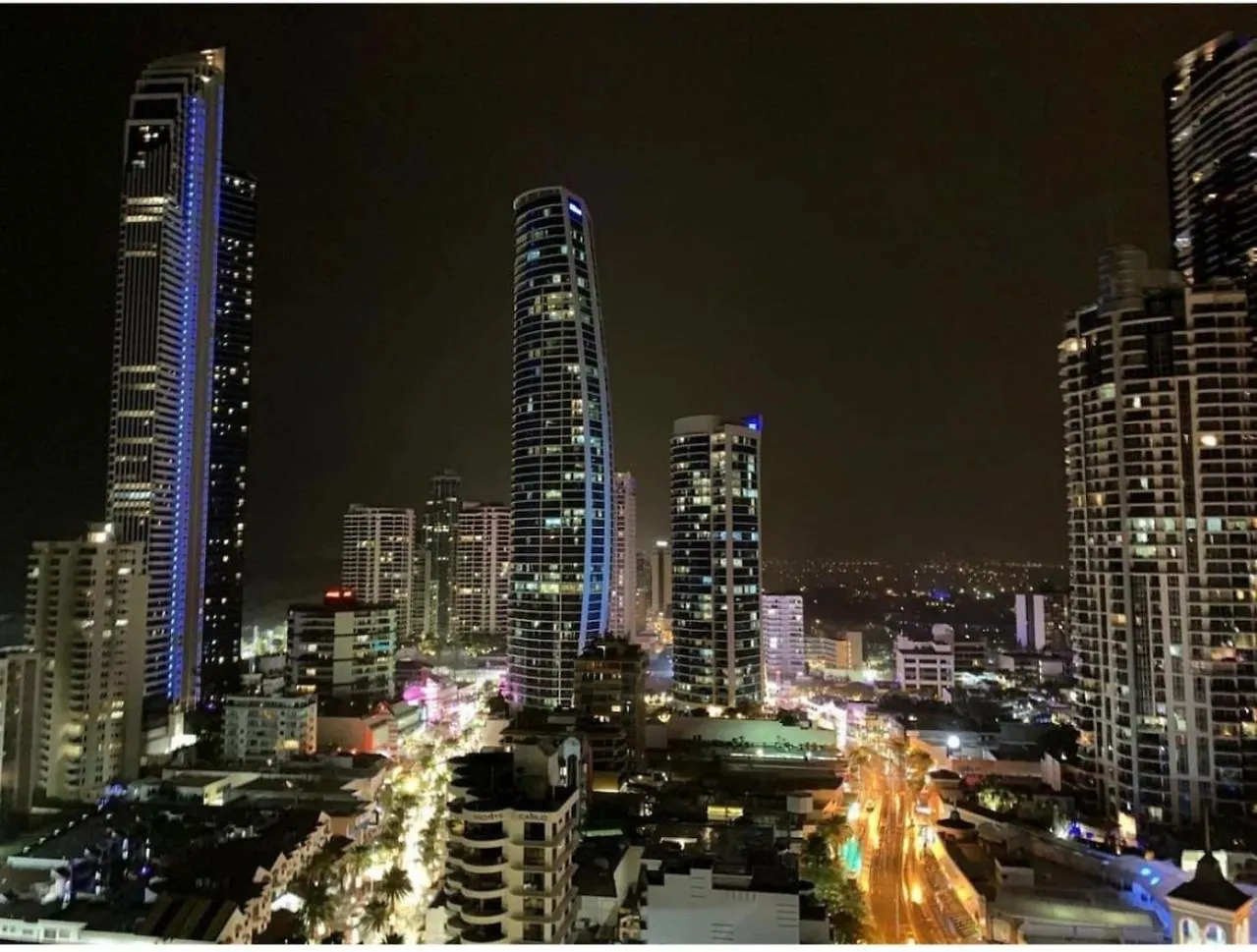 Paradise Views Surfers Paradise Gold Coast Apartment