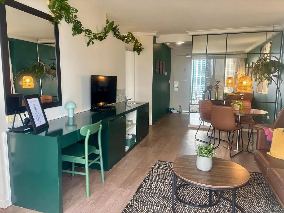 Paradise Views Surfers Paradise Gold Coast Appartamento